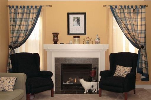 Living room (after new curtains)
